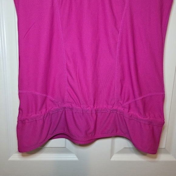 Athleta Women's Pink Short Sleeve Top Sz M - Picture 7 of 9